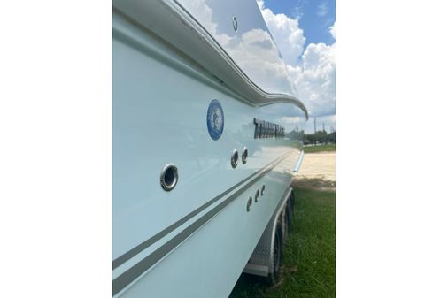 Twin Vee 340 GFX CC image