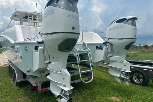 Twin Vee 340 GFX CC image