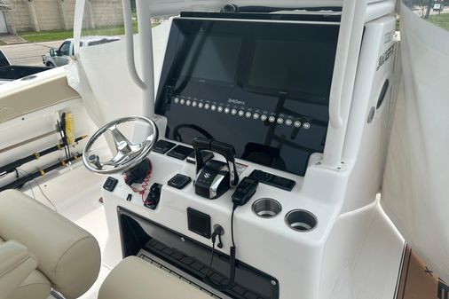 Twin Vee 340 GFX CC image