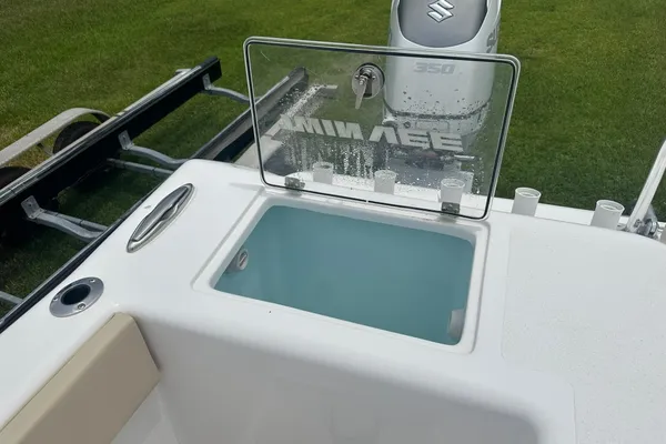 Twin Vee 340 GFX CC image