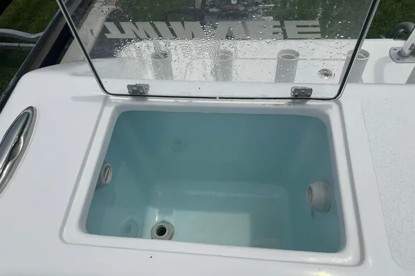 Twin Vee 340 GFX CC image