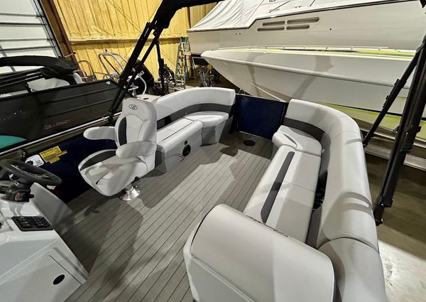 Bentley-pontoons LE-200-CW image