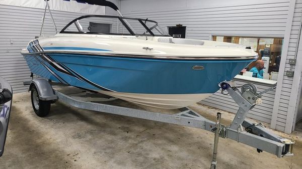Bayliner VR4 Bowrider I/O