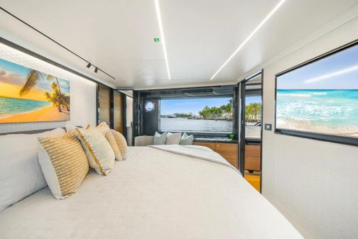 Absolute 64 Navetta image