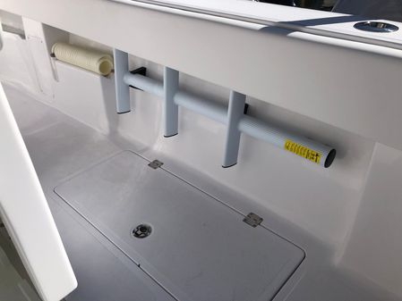 Custom Limitless 260 Center Console image