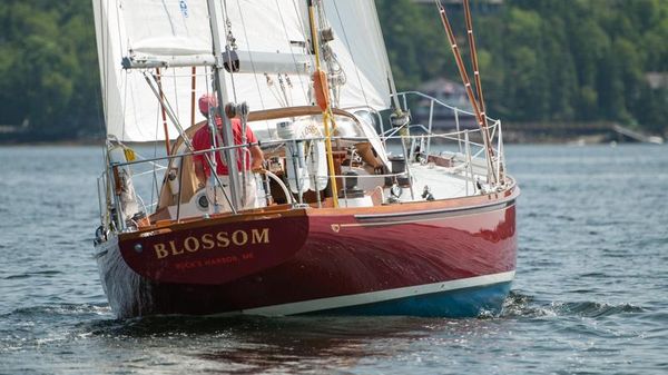 Hinckley Bermuda 40 MK III Yawl