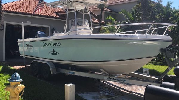 Angler 220F