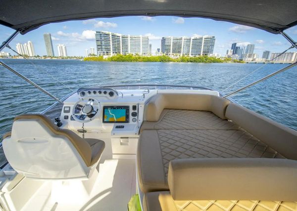 Azimut 48 Flybridge image