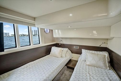 Azimut 48 Flybridge image