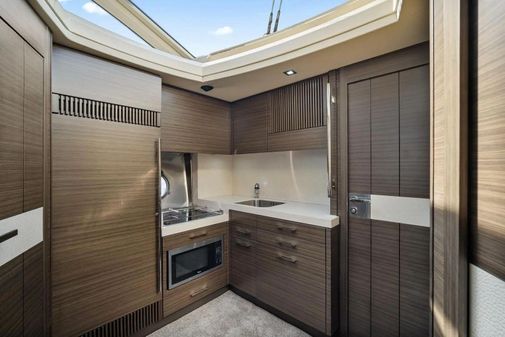 Azimut 48 Flybridge image