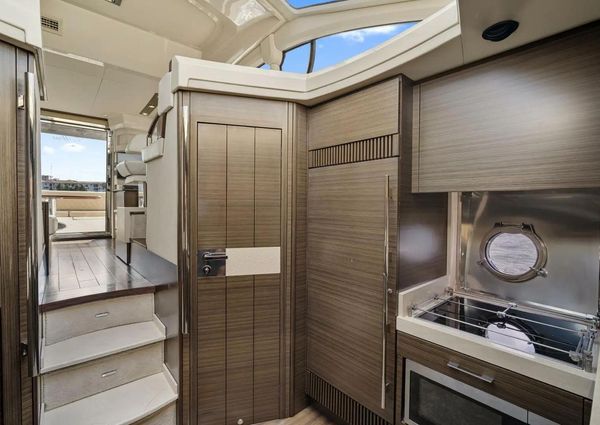 Azimut 48 Flybridge image