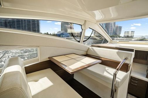 Azimut 48 Flybridge image