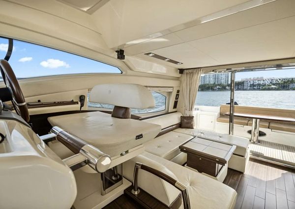 Azimut 48 Flybridge image