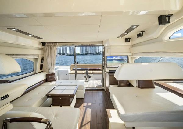 Azimut 48 Flybridge image