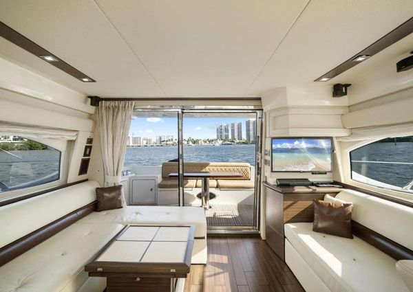 Azimut 48 Flybridge image