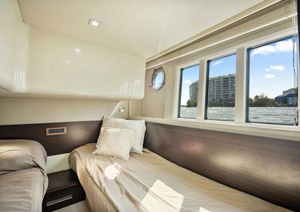 Azimut 48 Flybridge image