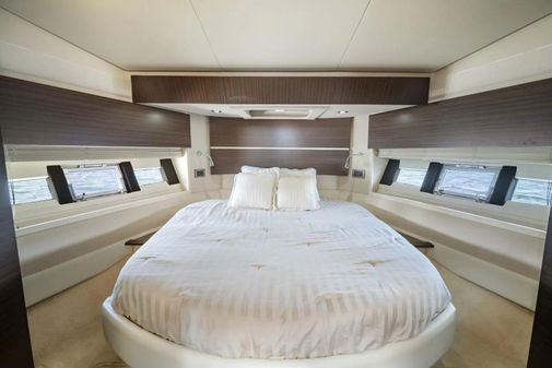 Azimut 48 Flybridge image