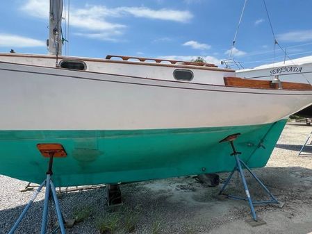 Herreshoff H28 image