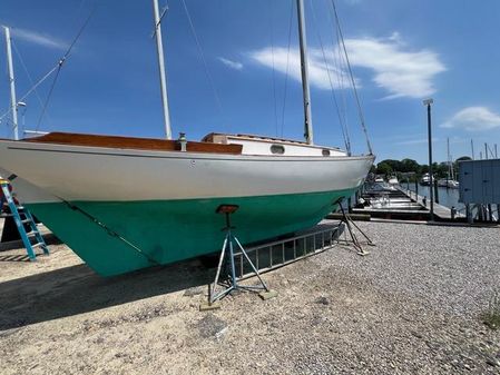 Herreshoff H28 image