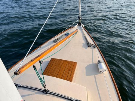 Herreshoff H28 image