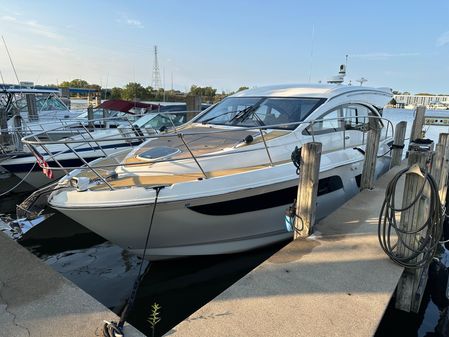 Sea Ray 400 Sundancer image