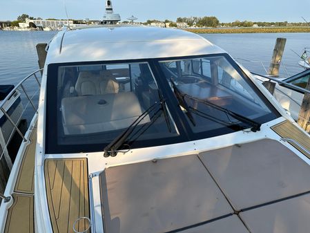 Sea Ray 400 Sundancer image