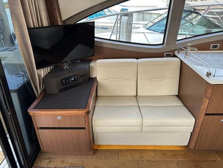 Sea Ray 400 Sundancer image