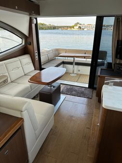 Sea Ray 400 Sundancer image