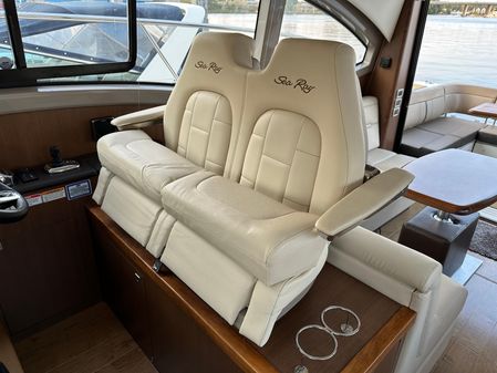 Sea Ray 400 Sundancer image