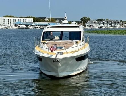 Sea Ray 400 Sundancer image