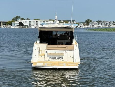 Sea Ray 400 Sundancer image