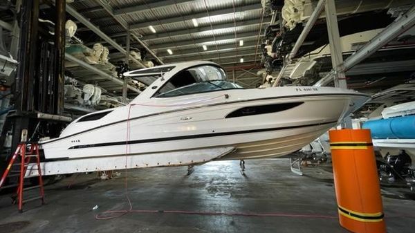 Sea Ray SLX