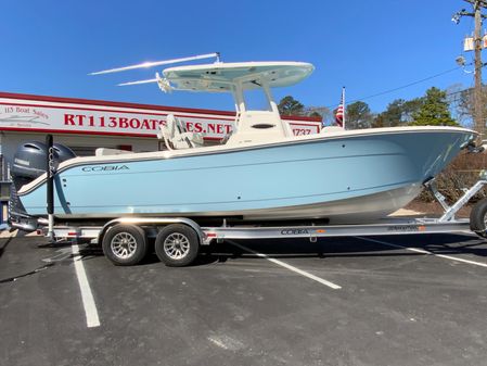 Cobia 262 Center Console image