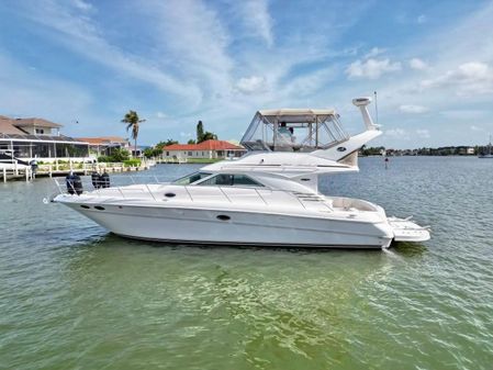 Sea Ray 400 Sedan Bridge image