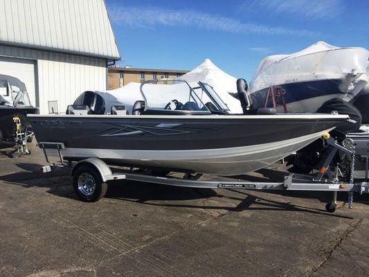 Crestliner 1750 Super Hawk - main image