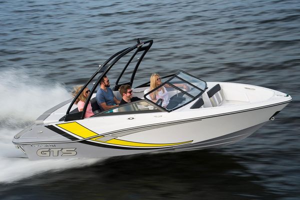 Glastron GTS 185 - main image
