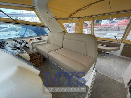 Sea Ray 370 Sundancer image