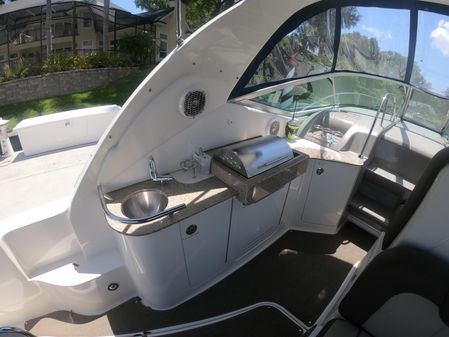 Sea Ray 330 Sundancer image