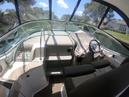 Sea Ray 330 Sundancer image