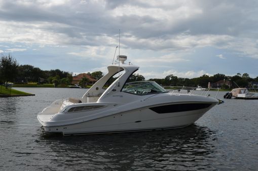 Sea Ray 330 Sundancer image