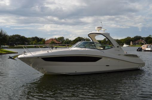 Sea Ray 330 Sundancer image