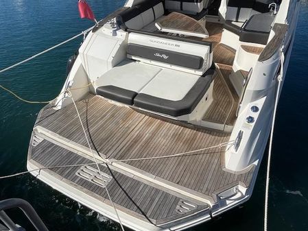 Sea Ray 320 Sundancer image