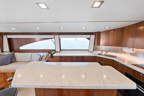 Viking 72 Convertible image