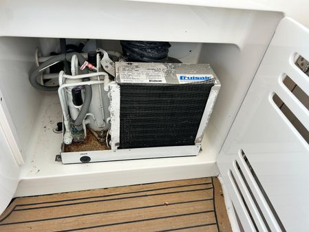 Sea Ray 52 Sundancer image