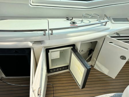 Sea Ray 52 Sundancer image