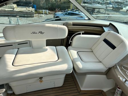 Sea Ray 52 Sundancer image