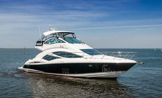 Cruisers Yachts 477 Sport Sedan image