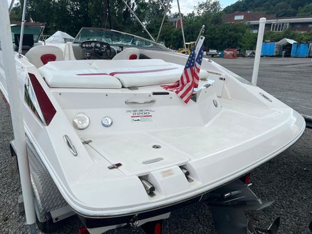 Regal 2200-BOWRIDER image