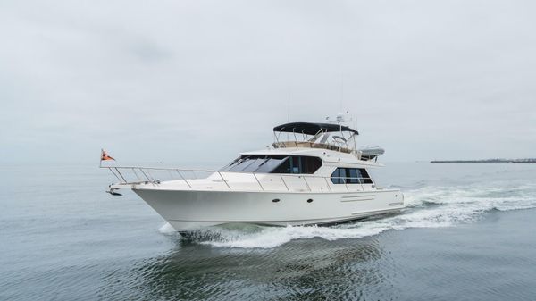 West Bay 58 Pilothouse image