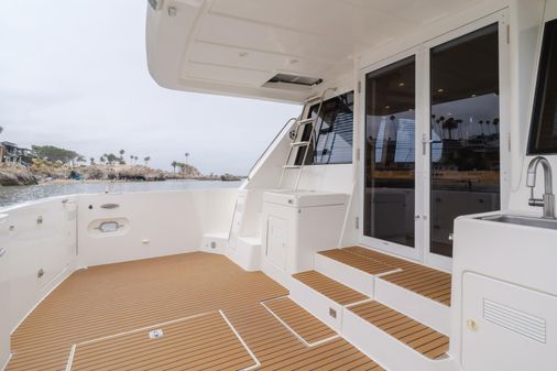 West Bay 58 Pilothouse image